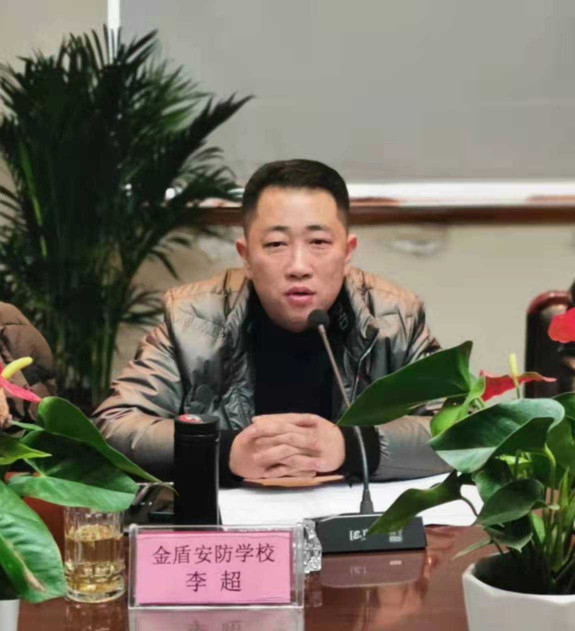 校長(zhǎng)講話.jpg
