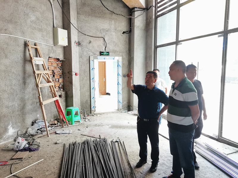 施工現(xiàn)場檢查2.jpg