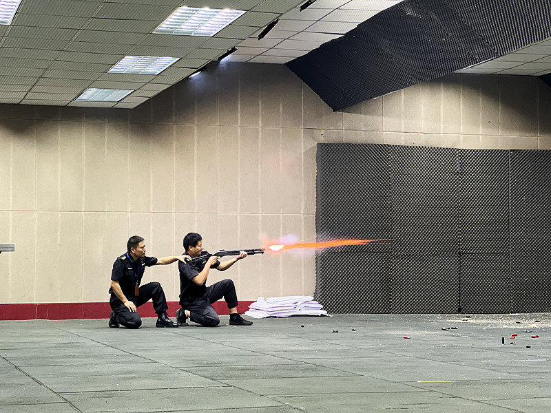 2、實(shí)彈射擊考核.JPG